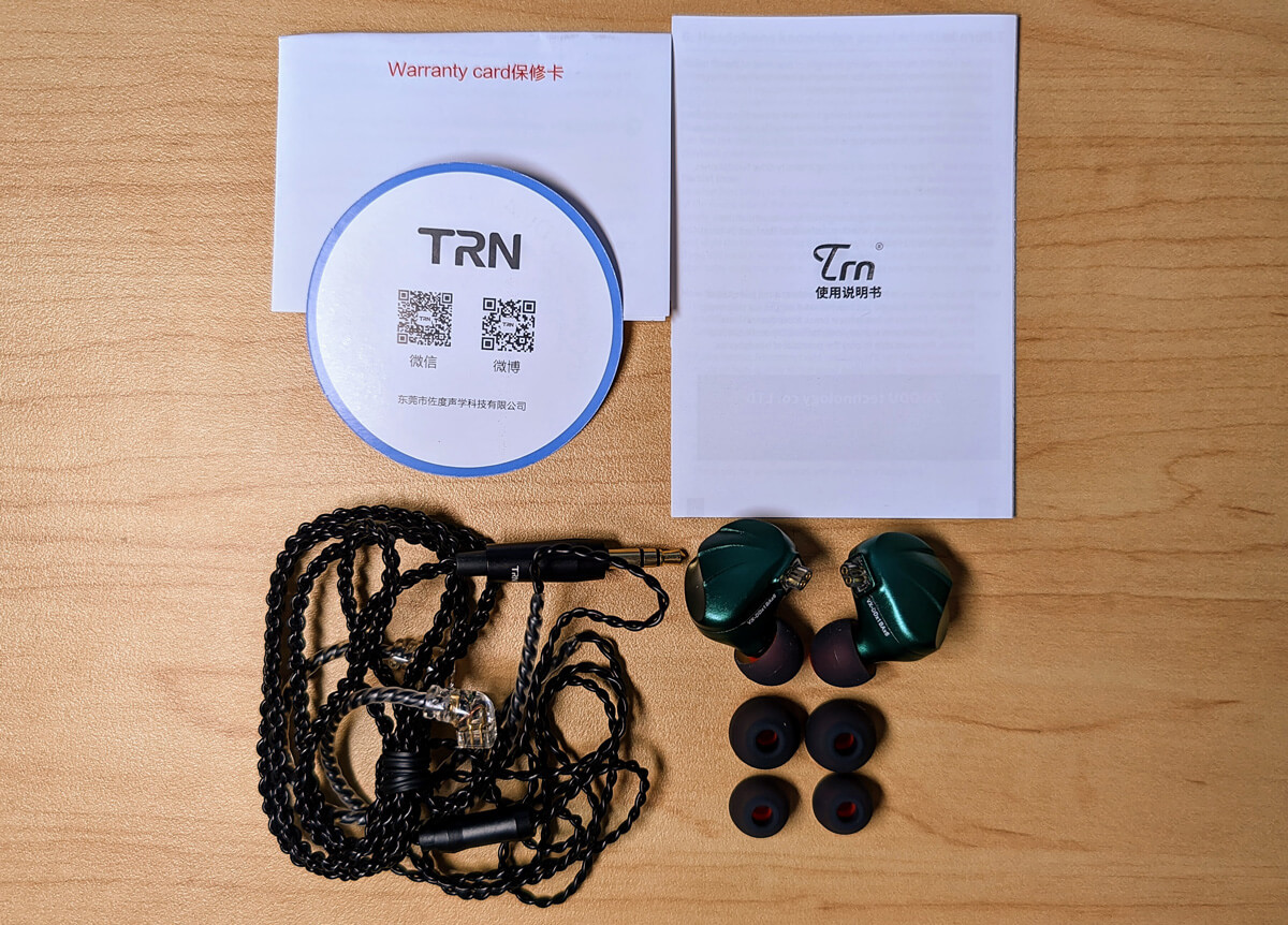 TRN VX 1DD+6BAイヤホンレビュー。パワフルで心地良い低音、ケーブルが 