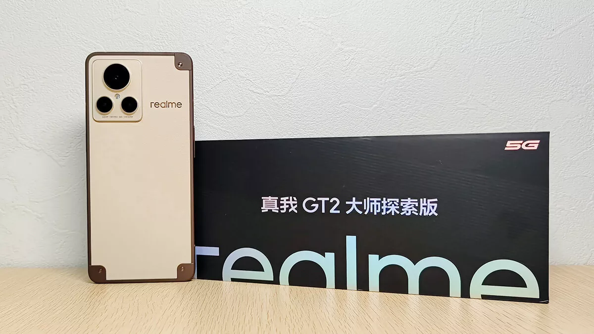 realme GT2 Explorer Master Edition Review - Gaming phone with frame  interpolation and hidden shoulder buttons - AndroPlus